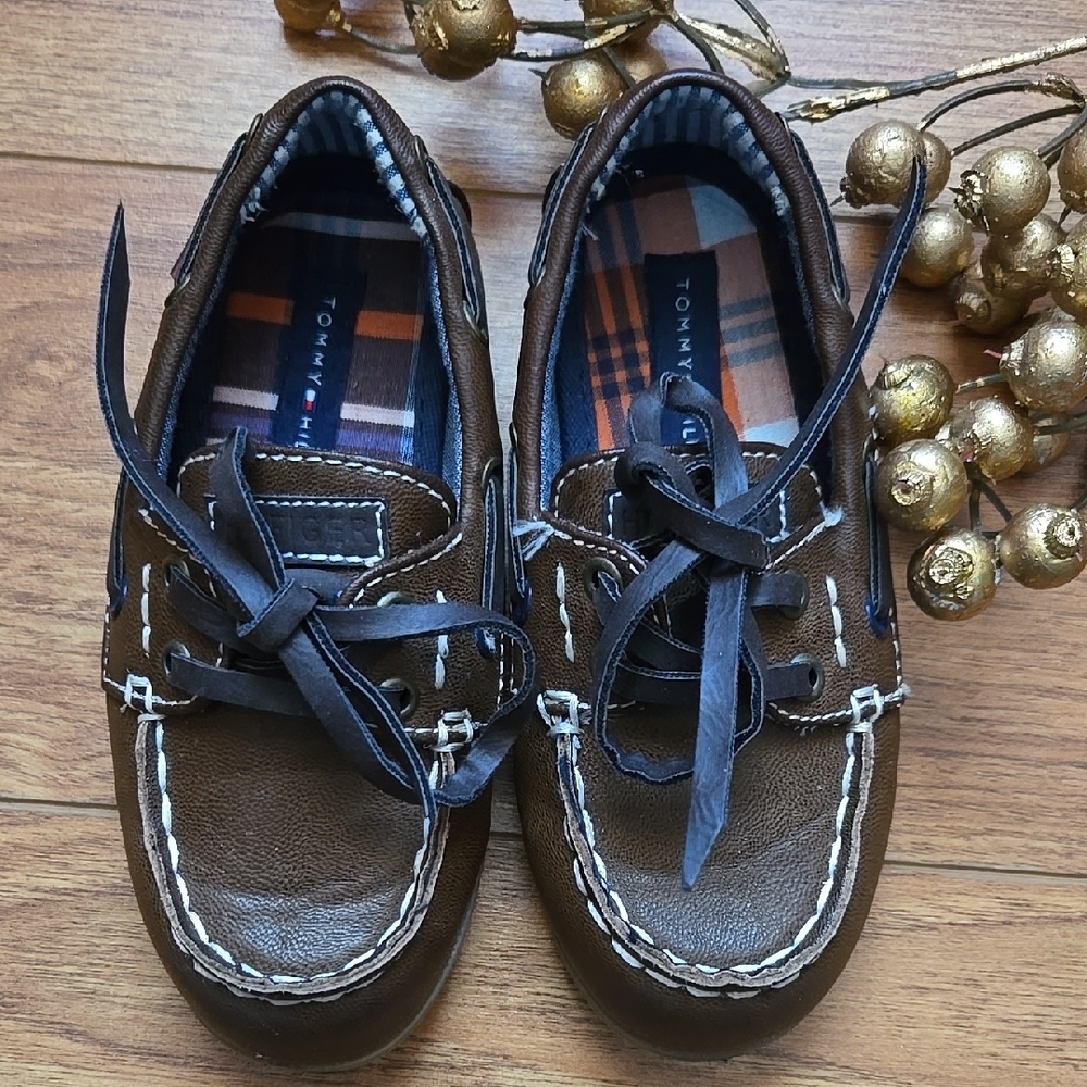 Tommy Hilfiger | Lil Tyson Brown Toddler Lace Up Loafers Shoes - Picture 7 of 8